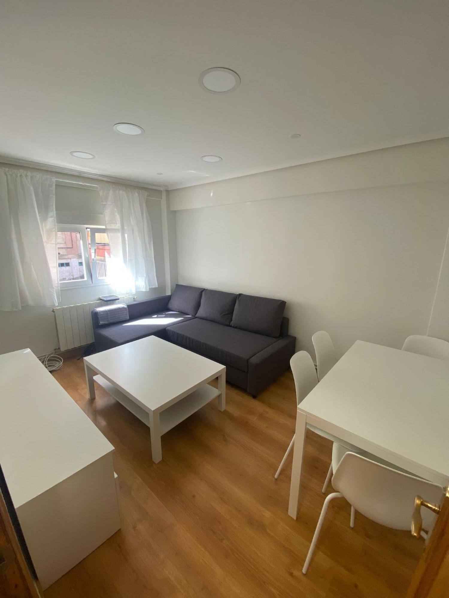 Apartamento En El Centro - Cercano A La Playa Apartment Santander Exterior photo
